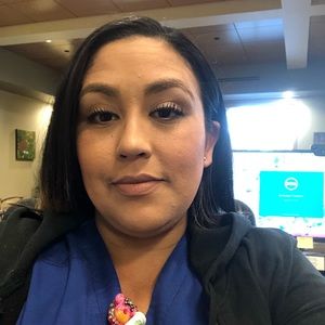 Meet your Posher, Valerie